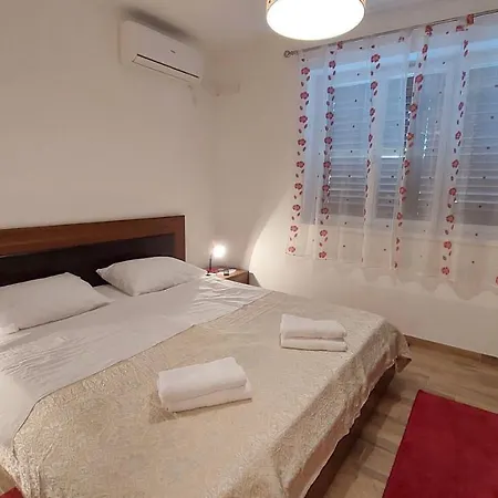 Fortuna Apartment *