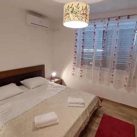 Fortuna Apartment *